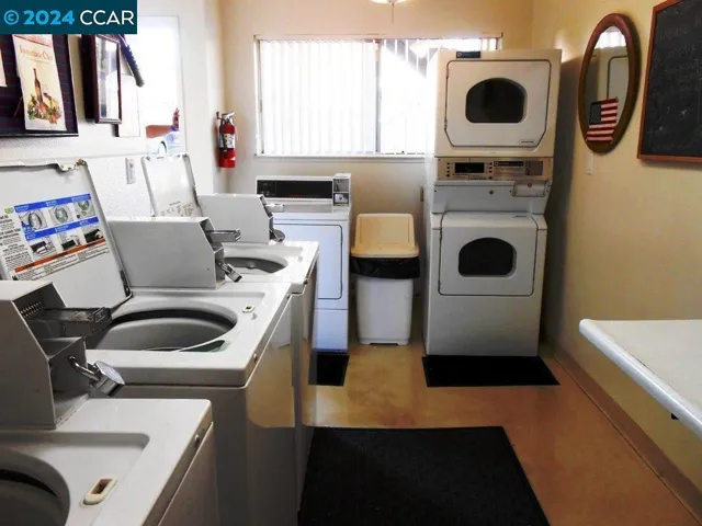 1195 Saranap Ave, Walnut Creek, California 94595