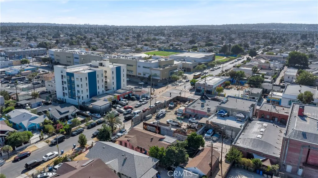 1643 W 46th Street, Los Angeles, California 90062 home-pic-1