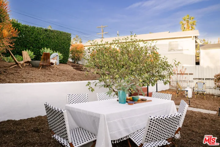 4335 York Boulevard, Los Angeles, California 90041