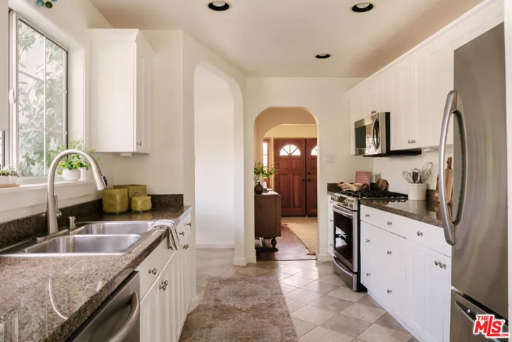 4335 York Boulevard, Los Angeles, California 90041