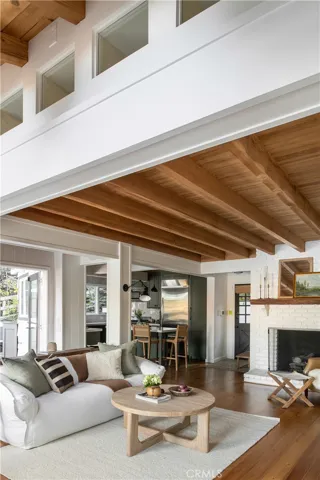 177 Rocky Point Road, Lake Arrowhead, California 92352