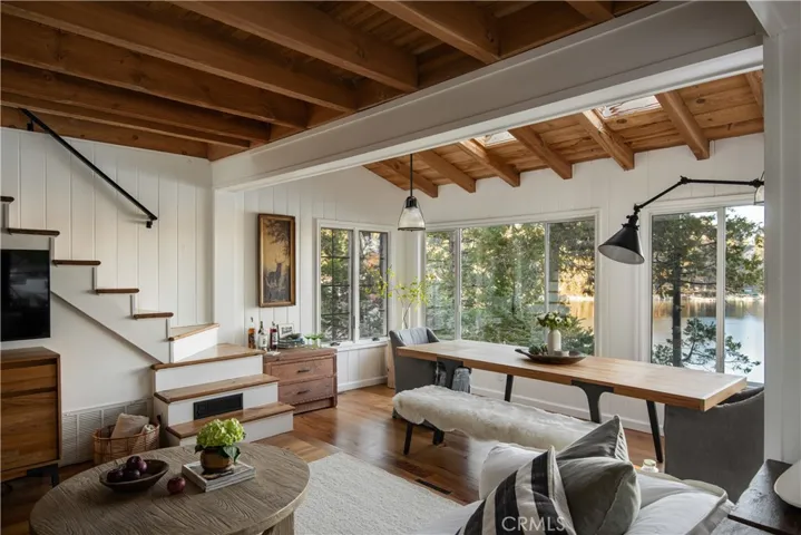 177 Rocky Point Road, Lake Arrowhead, California 92352