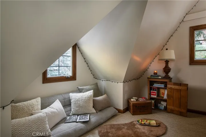 177 Rocky Point Road, Lake Arrowhead, California 92352