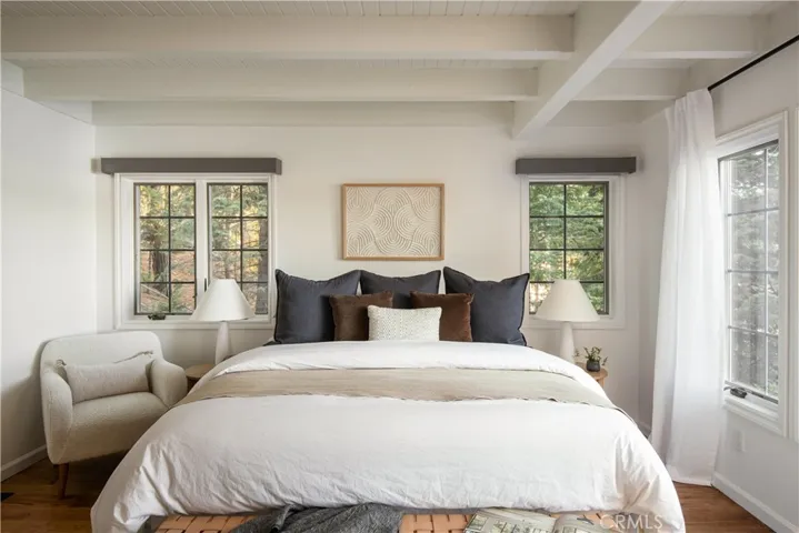 177 Rocky Point Road, Lake Arrowhead, California 92352