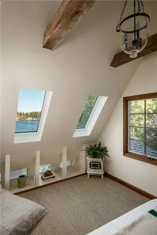 177 Rocky Point Road, Lake Arrowhead, California 92352