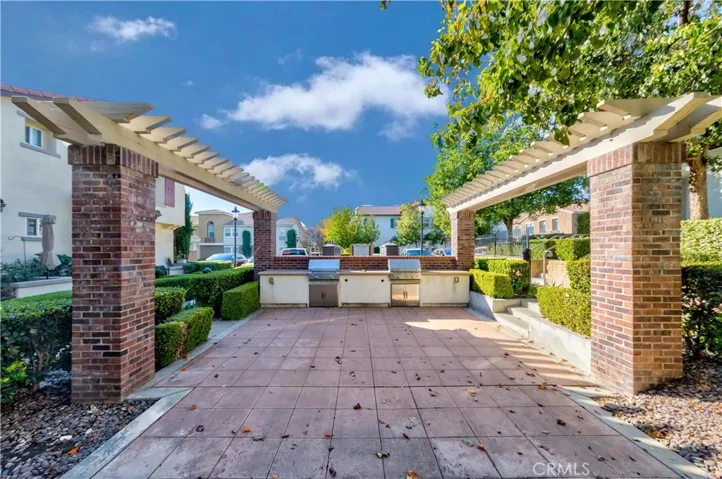 15723 Parkhouse Drive 75, Fontana, California 92336