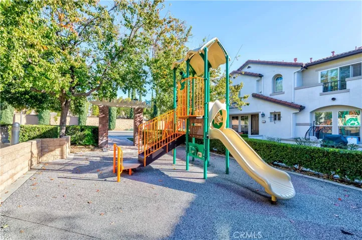 15723 Parkhouse Drive 75, Fontana, California 92336