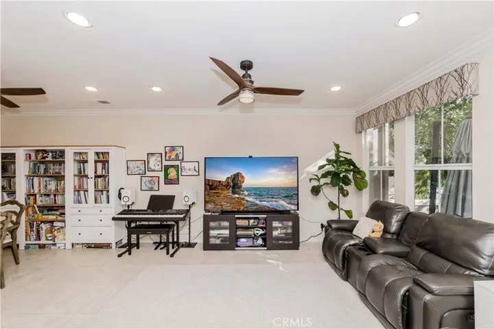 15723 Parkhouse Drive 75, Fontana, California 92336