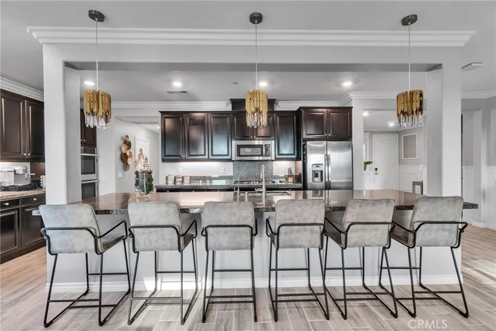 Kitchen island bar