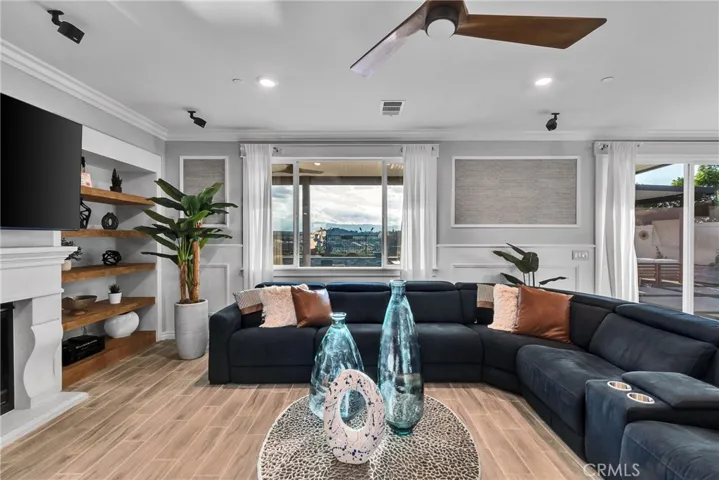 Family room views out to pool and view