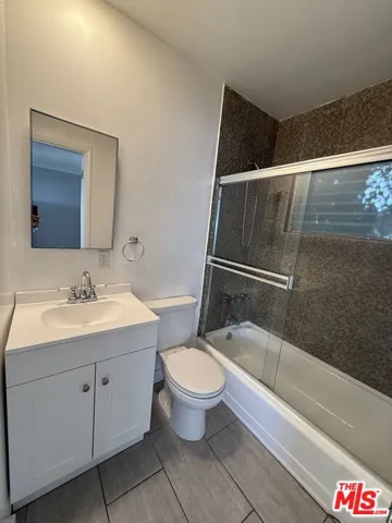 240 S Reeves Drive A, Beverly Hills, California 90212