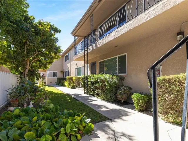 1721 E Appleton Street, Long Beach, California 90802