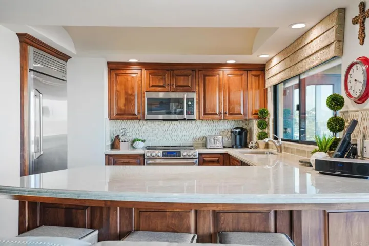 1150 Anchorage Lane 516, San Diego, California 92106