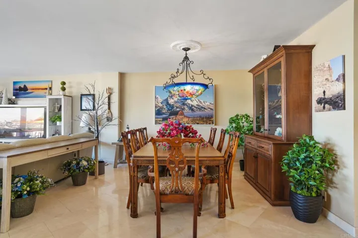 1150 Anchorage Lane 516, San Diego, California 92106