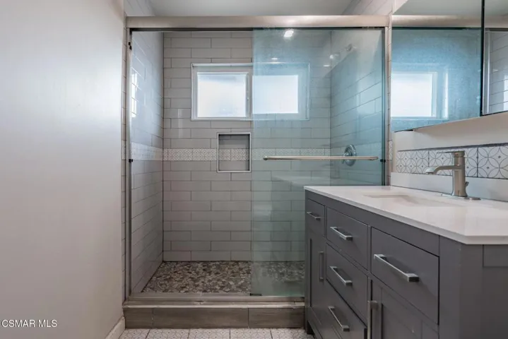 29-web-or-mls-_CK17429