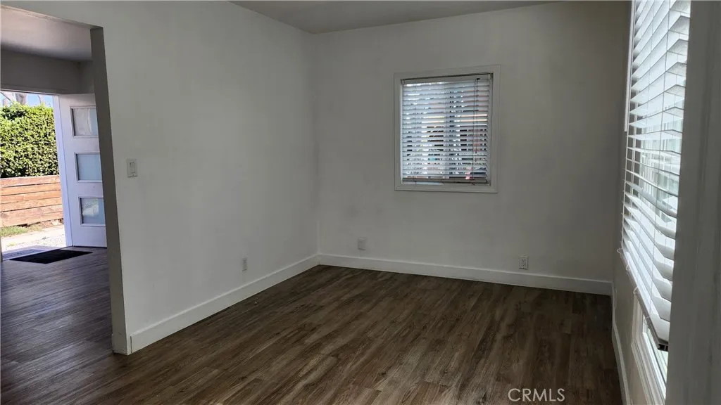 913 S Truro Avenue, Inglewood, California 90301 home-pic-11