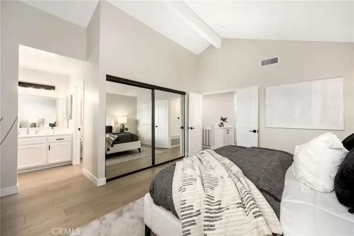 Master Walk In Closet