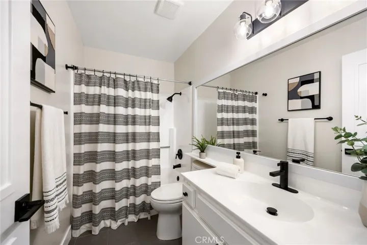 1031 W Badger Pass Lane, Orange, California 92865