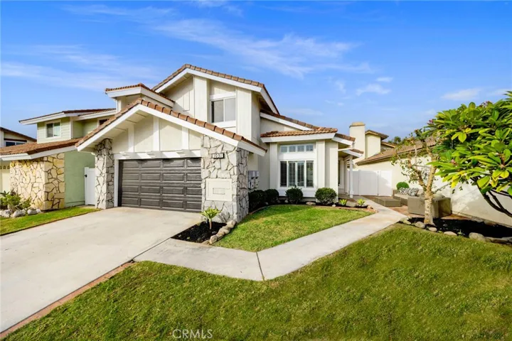 1031 W Badger Pass Lane, Orange, California 92865