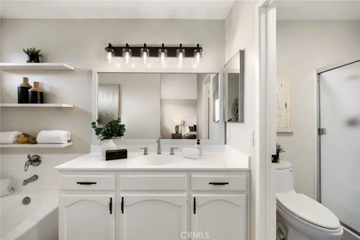 1031 W Badger Pass Lane, Orange, California 92865