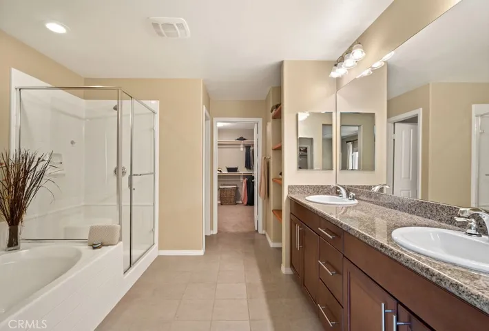 38009 Bella Rosa Drive, Murrieta, California 92563
