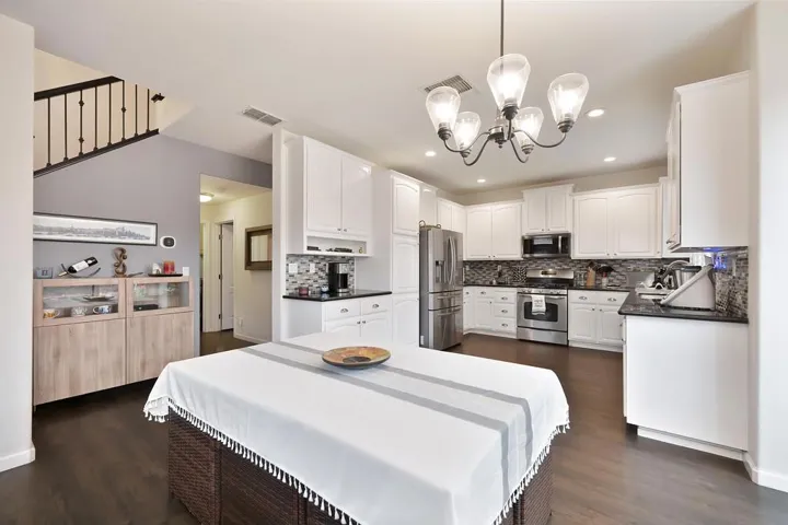 2043 Horseshoe Glen Circle, Folsom, California 95630