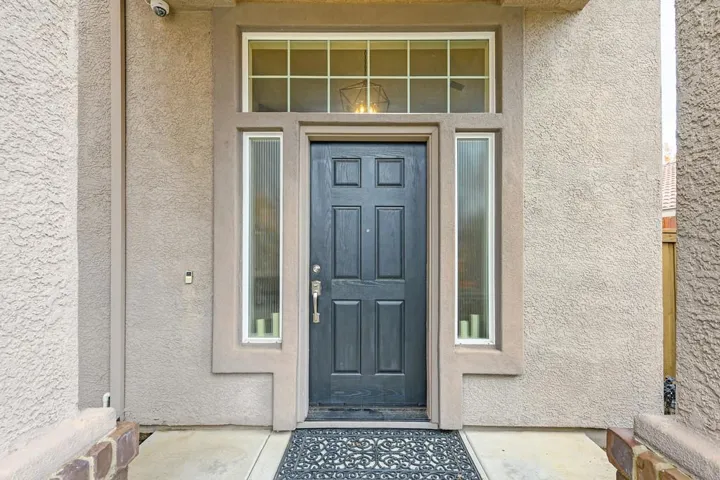 2043 Horseshoe Glen Circle, Folsom, California 95630
