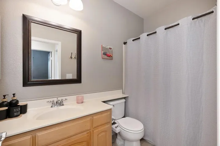 2043 Horseshoe Glen Circle, Folsom, California 95630