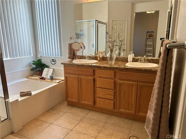 15381 Brianne Lane, Fontana, California 92336