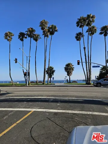 110 N Edison Place, Long Beach, California 90802