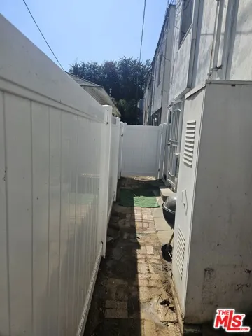 110 N Edison Place, Long Beach, California 90802