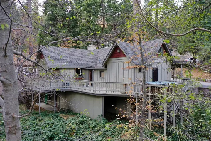 Back view of cabin.