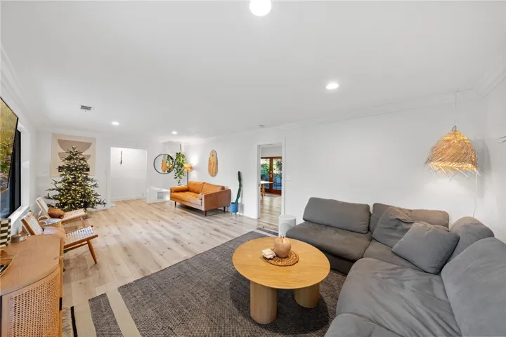 736 Del Valle Drive, Fallbrook, California 92028