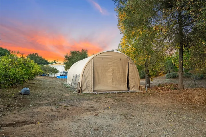 736 Del Valle Drive, Fallbrook, California 92028