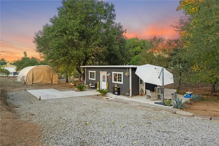 736 Del Valle Drive, Fallbrook, California 92028