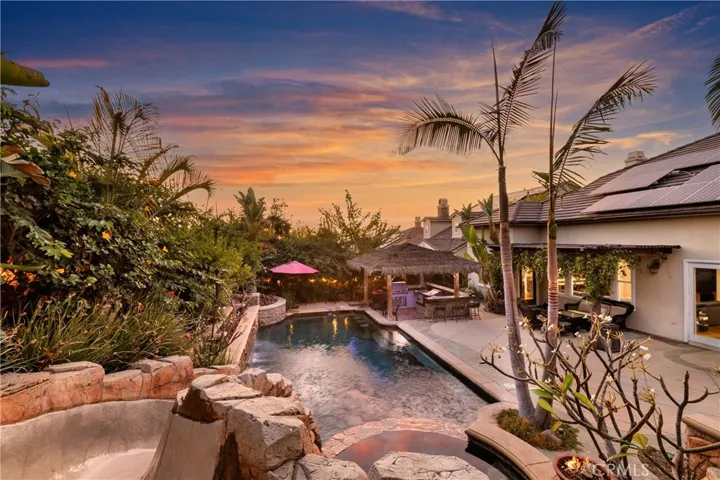 Beautiful Sunset Property