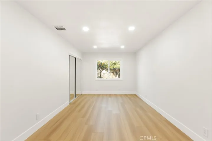 1113 E 95th Street, Los Angeles, California 90002