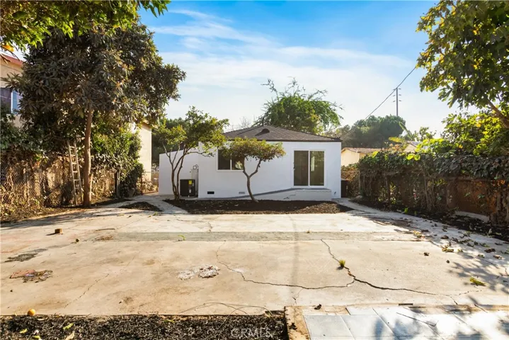 1113 E 95th Street, Los Angeles, California 90002