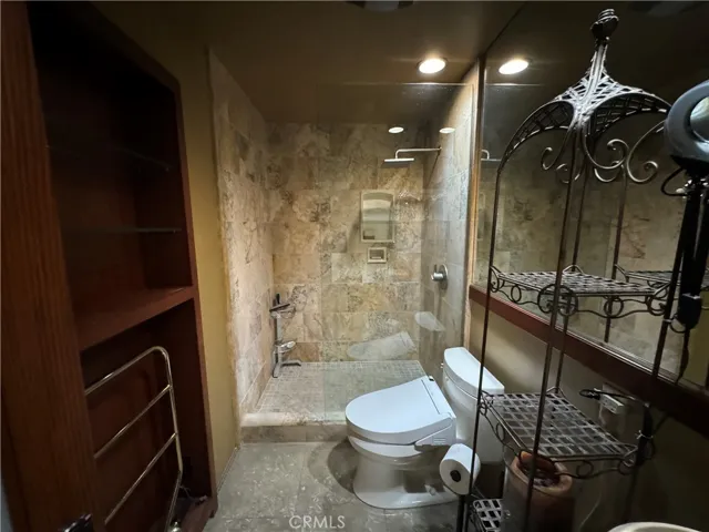 5211 Marina Pacifica Drive S 229, Long Beach, California 90803