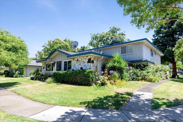 210 Gomes Court 4, Campbell, California 95008