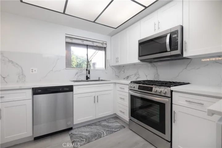 4861 Lago Drive 201, Huntington Beach, California 92649