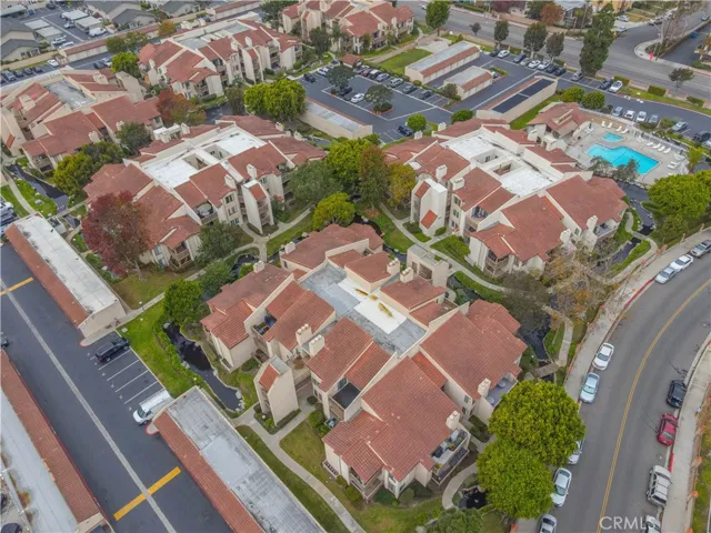 4861 Lago Drive 201, Huntington Beach, California 92649