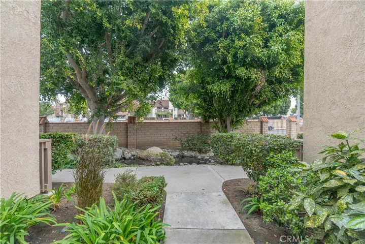 4861 Lago Drive 201, Huntington Beach, California 92649