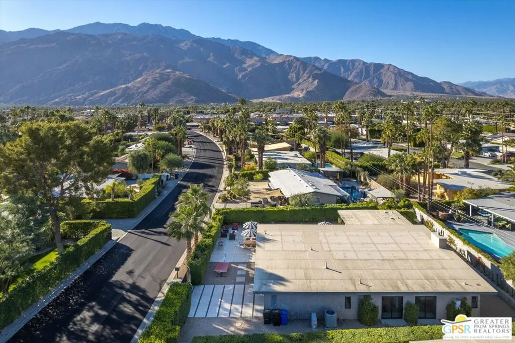 2014 E Park Drive, Palm Springs, California 92262 home-pic-6