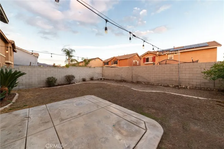 7143 Birch Tree Place, Fontana, California 92336