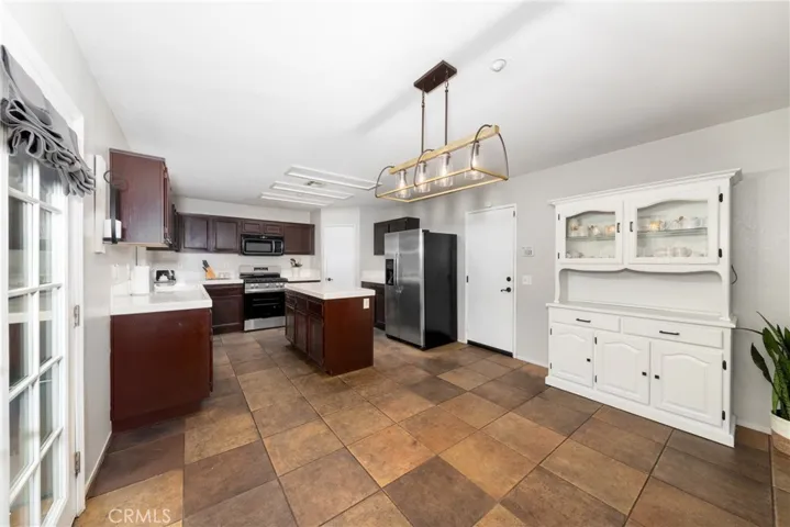 7143 Birch Tree Place, Fontana, California 92336