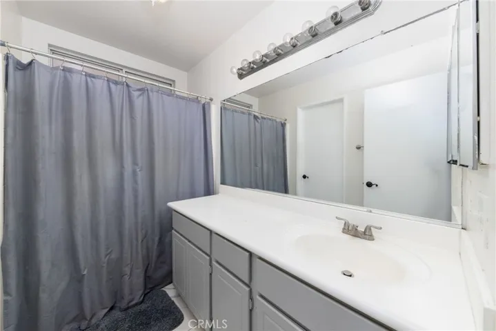 7143 Birch Tree Place, Fontana, California 92336