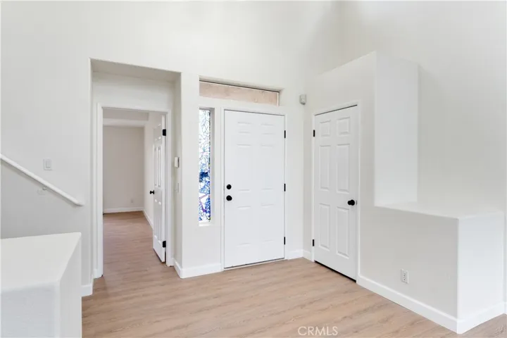 Virtually staged