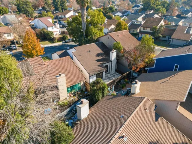 5 Yahi Court, Sacramento, California 95833