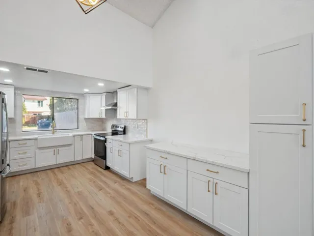 5 Yahi Court, Sacramento, California 95833